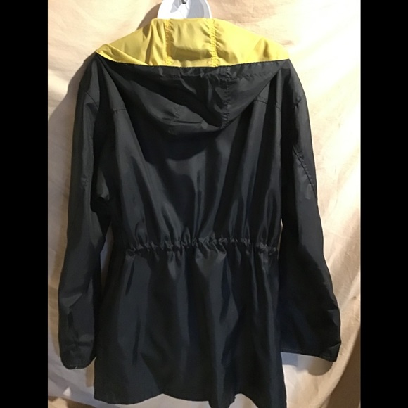 Current Scene- Women’s waterproof jacket - Picture 2 of 4